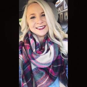 Meet your Posher, Kayla